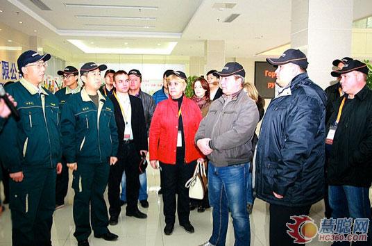 俄罗斯石油天然气公司开启“山推行工业之旅”