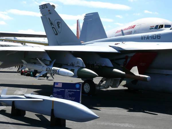 中国空军精确打击能力强于俄罗斯