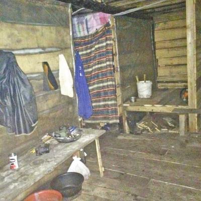 志愿者联盟搭救村民时拍摄的村民居住环境照片（村民供图）