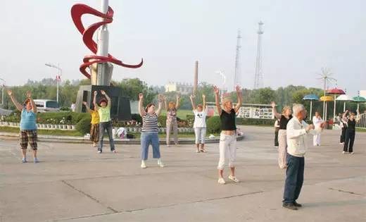 观察 | 俄罗斯远东老人到中国养老：一千元人民币就能应付一切