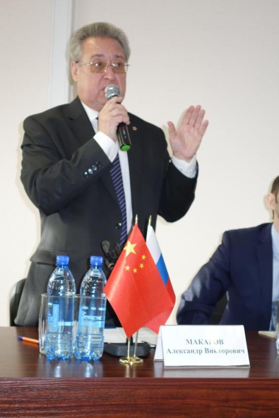 点击图片翻到下一页>>