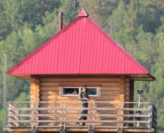 点击图片翻到下一页>>