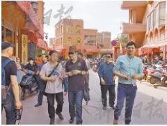 哈萨克斯坦40人团来中国新疆开展旅游交流合作