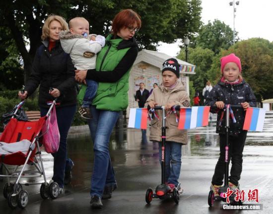 点击图片翻到下一页>>