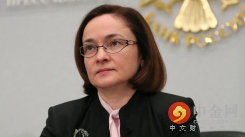 在圣彼得堡国际经济论坛召开之前,Elvira Nabiullina在莫斯科接受采访时称,“我们看到,外国投资者正在改变对俄罗斯经济的看法,他们开始逐渐看好俄罗斯股票和证券的投资机会。”