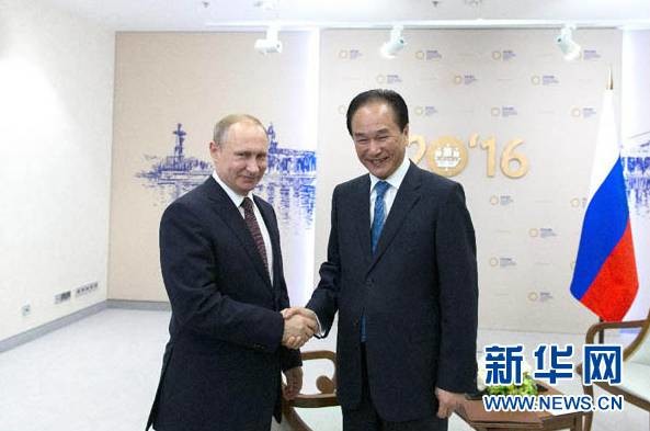 俄罗斯总统普京接受新华社社长独家专访 俄罗斯总统普京接受新华社社长独家专访